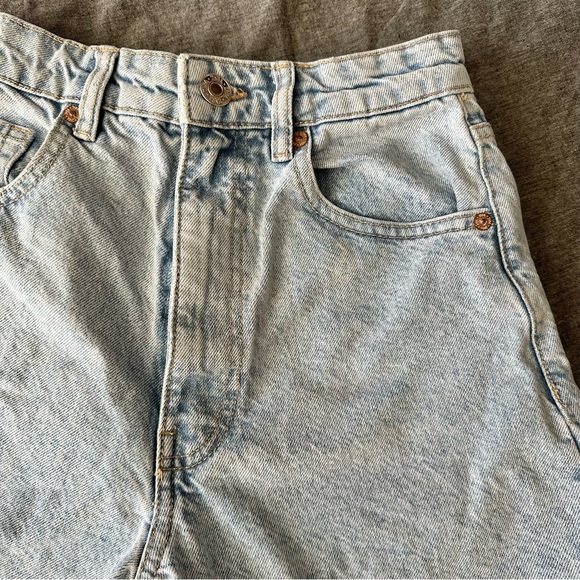 SOLD Zara Light Blue Denim Shorts S/XS - Picture 4 of 8